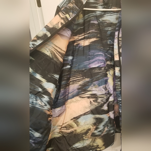 Sz 4 Torrid Happy Camper Active Zip Jacket - Picture 8 of 13